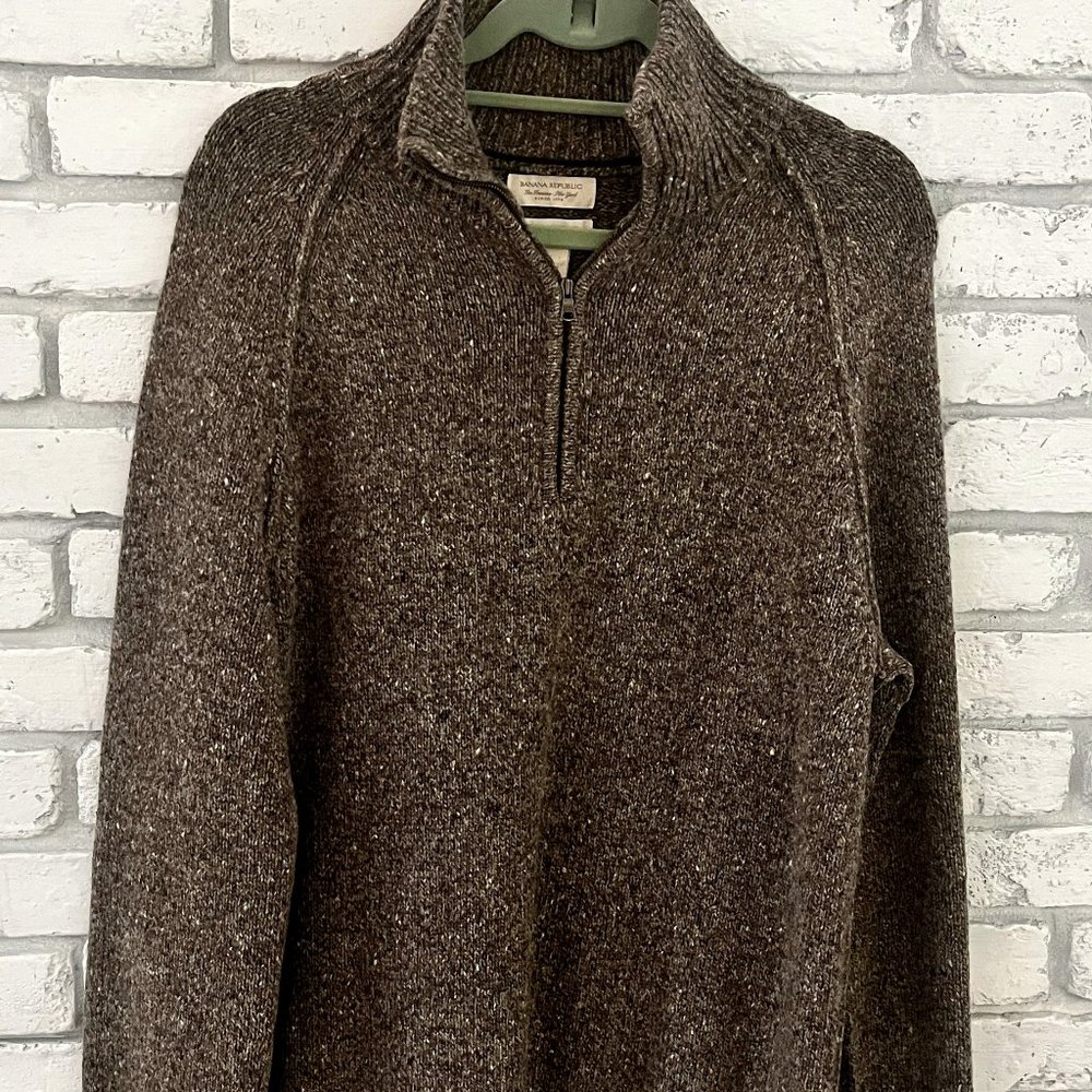 Banana Republic Pull Over Sweater